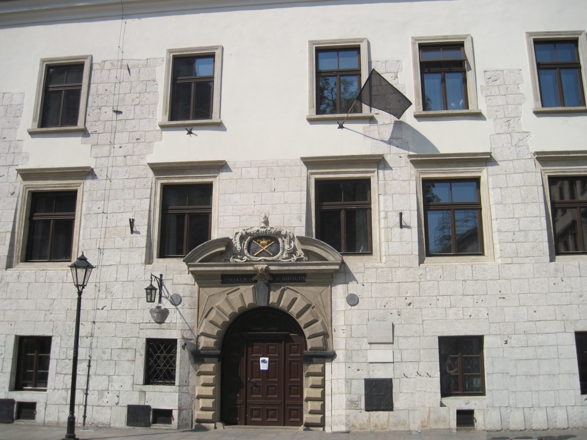 49-Cracovia- Facciata del Collegium IURIDICUM in via  Grodzka